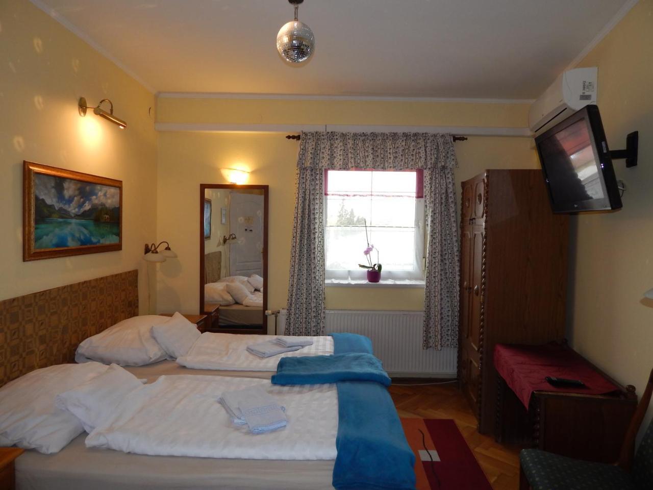 Hotel Balaton Fonyod Exterior photo